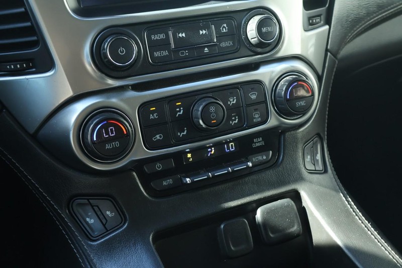 Chevrolet Tahoe Vehicle Full-screen Gallery Image 38