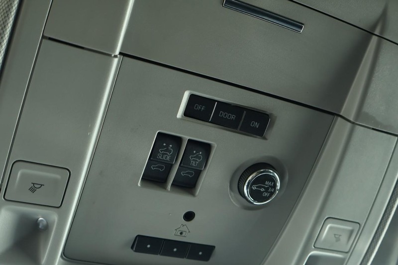 Chevrolet Tahoe Vehicle Full-screen Gallery Image 42