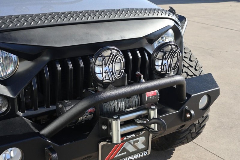 Jeep Wrangler Unlimited Vehicle Full-screen Gallery Image 14