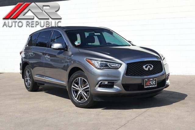 2017 INFINITI QX60 FULL LEATHER W/3RD ROW SEATING at Auto Republic in Orange CA
