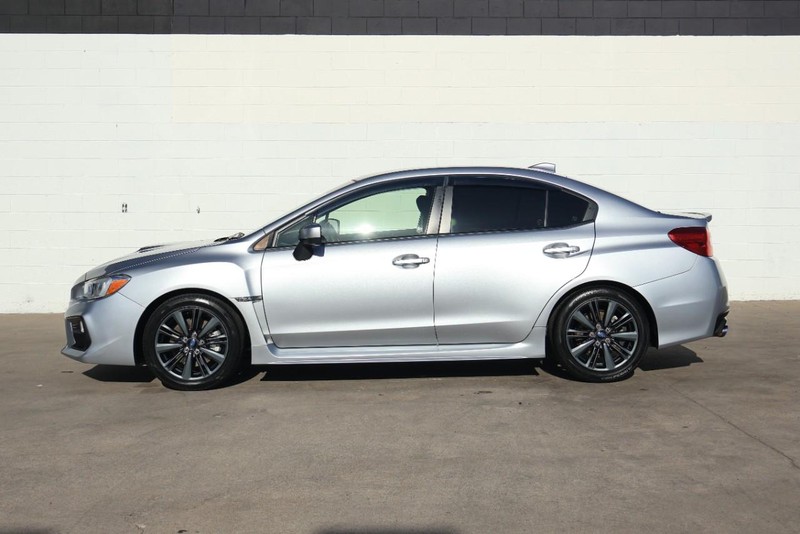 Subaru WRX Vehicle Full-screen Gallery Image 11