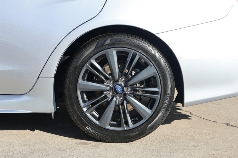 Subaru WRX Vehicle Full-screen Gallery Image 14