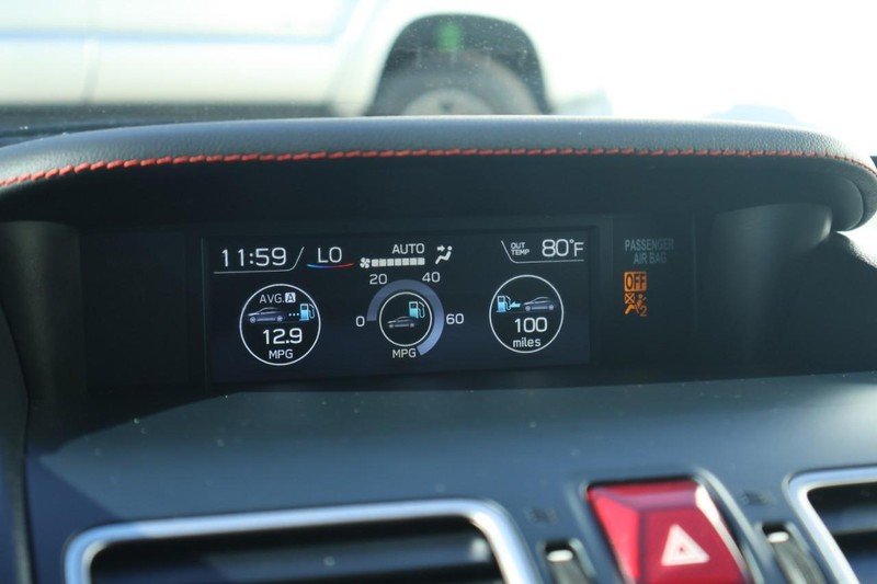 Subaru WRX Vehicle Full-screen Gallery Image 31