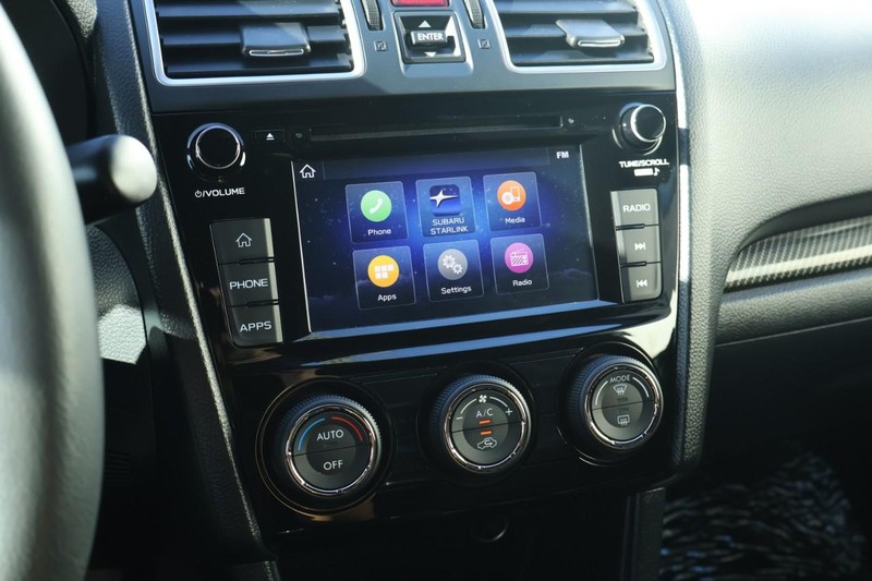 Subaru WRX Vehicle Full-screen Gallery Image 32