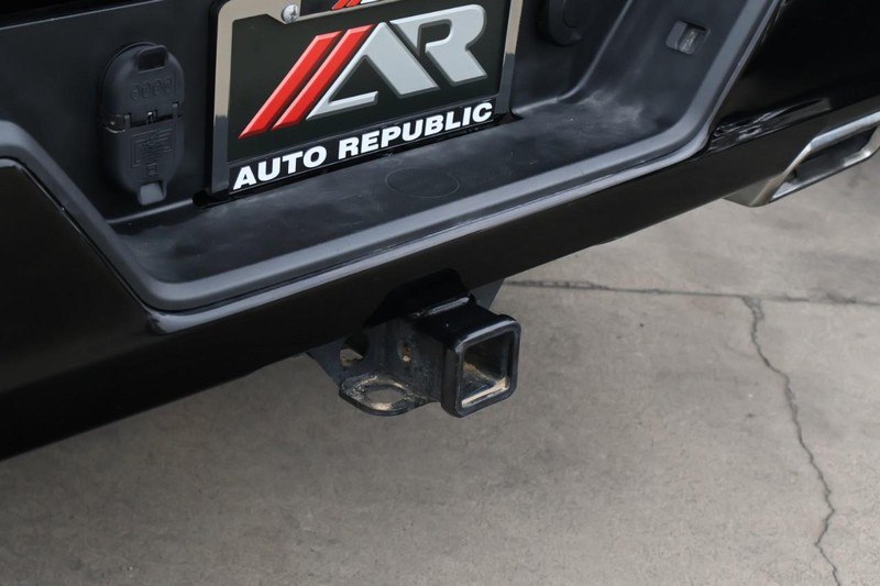 Chevrolet Silverado 1500 Vehicle Full-screen Gallery Image 13