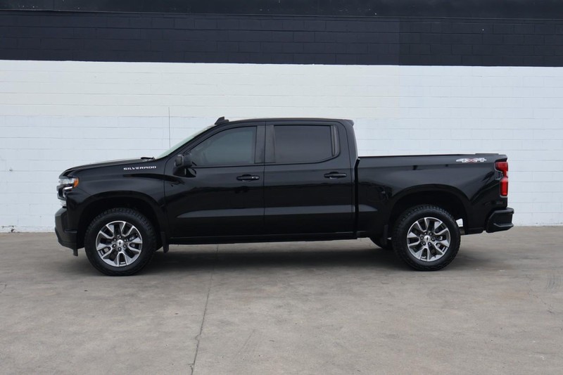 Chevrolet Silverado 1500 Vehicle Full-screen Gallery Image 14