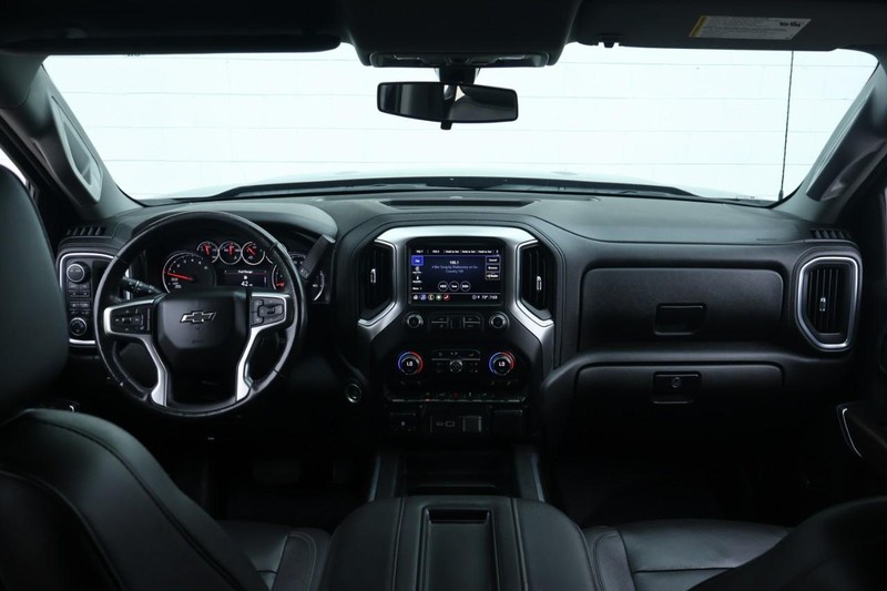 Chevrolet Silverado 1500 Vehicle Full-screen Gallery Image 29