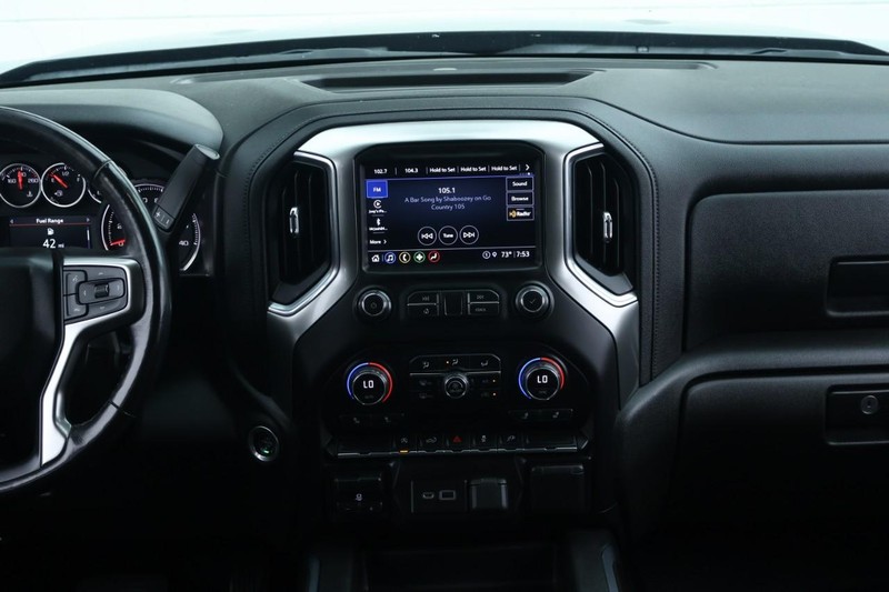 Chevrolet Silverado 1500 Vehicle Full-screen Gallery Image 35