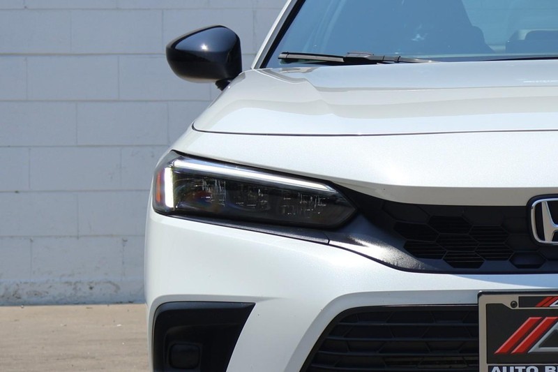 Honda Civic Si Vehicle Full-screen Gallery Image 03