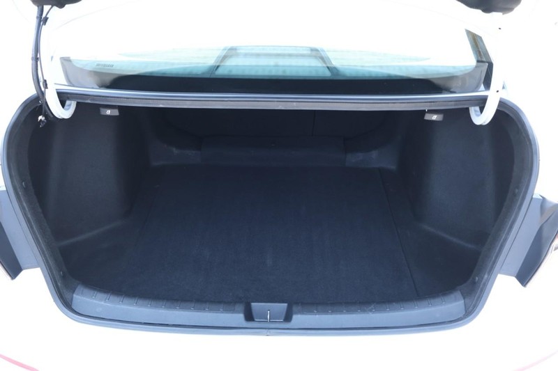 Honda Civic Si Vehicle Full-screen Gallery Image 10