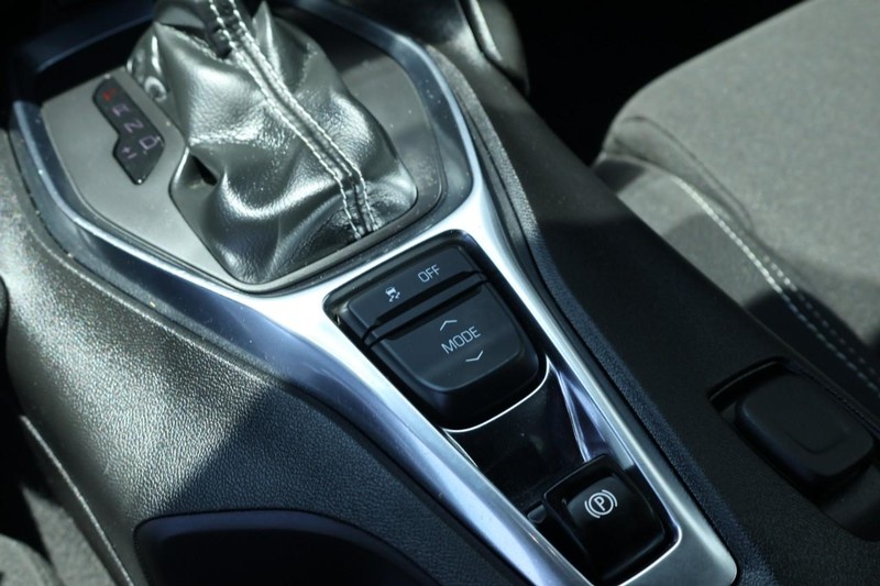 Chevrolet Camaro Vehicle Full-screen Gallery Image 36