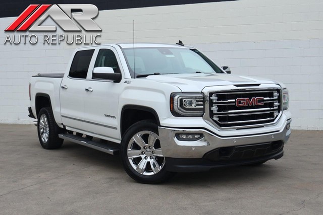 2018 GMC Sierra 1500 SLT 4X4 Z71 Crew Cab W/PREMIUM PLUS PACKAGE & MOONROOF at Auto Republic in Fullerton CA