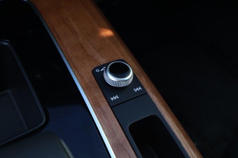 Audi Q5 Vehicle Full-screen Gallery Image 42