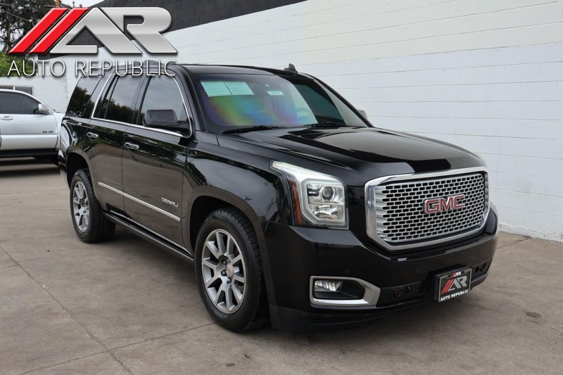 GMC Yukon Vehicle Full-screen Gallery Image 01