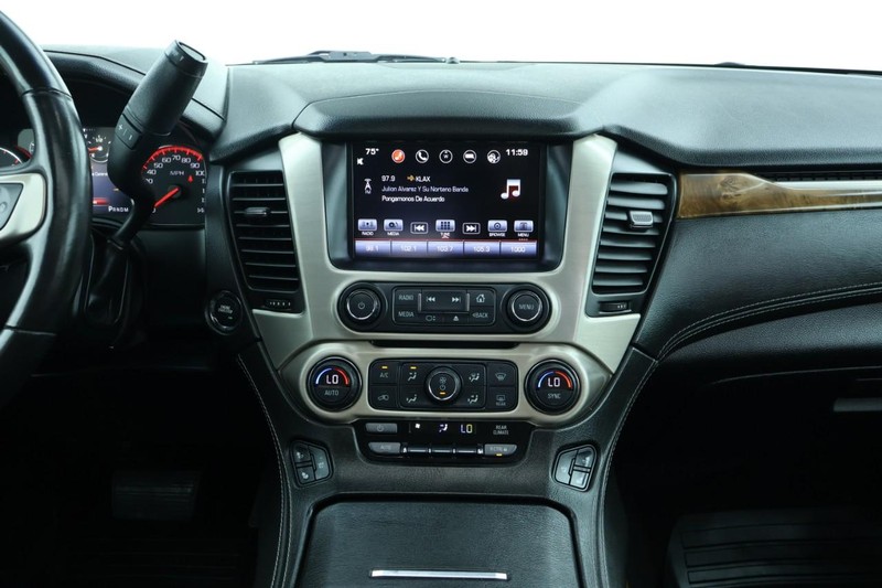 GMC Yukon Vehicle Full-screen Gallery Image 42