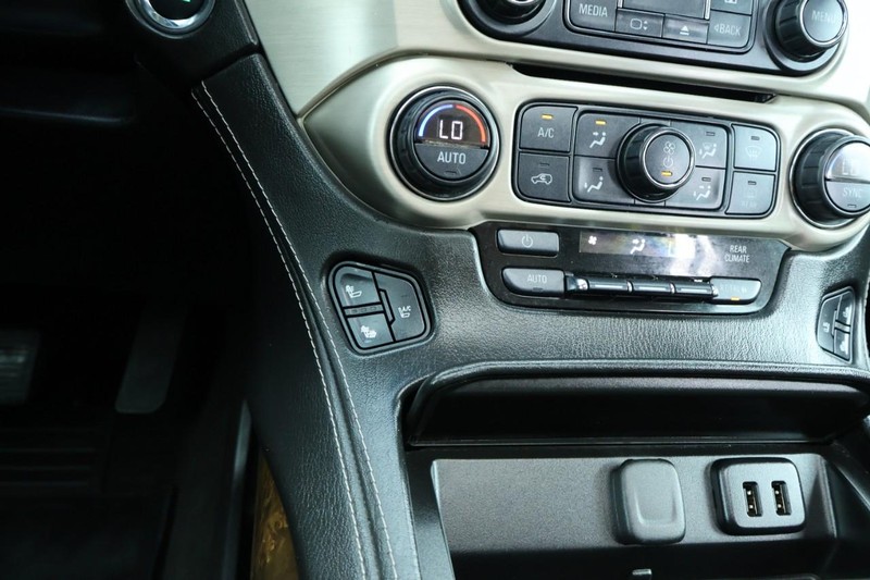 GMC Yukon Vehicle Full-screen Gallery Image 44