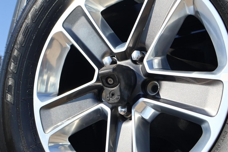 Jeep Wrangler Unlimited Vehicle Full-screen Gallery Image 09