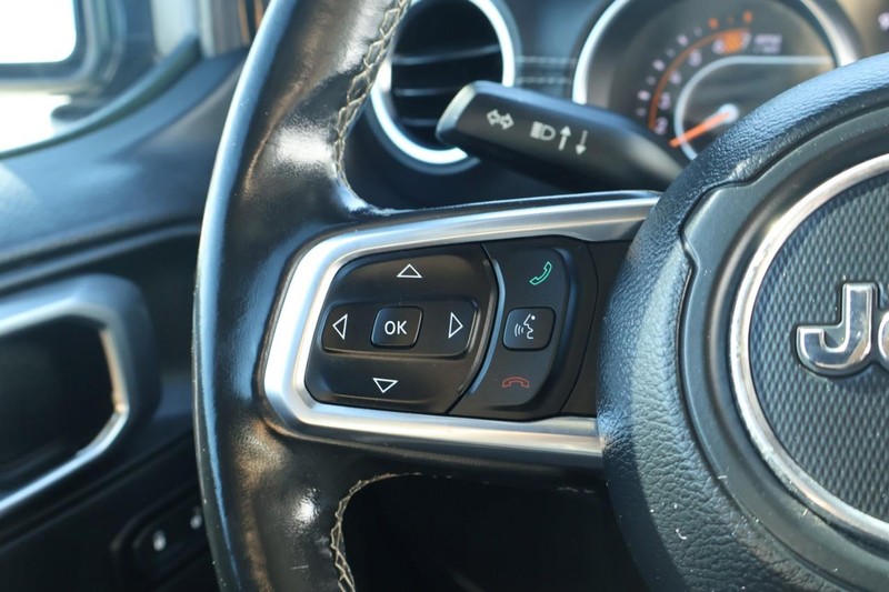 Jeep Wrangler Unlimited Vehicle Full-screen Gallery Image 29