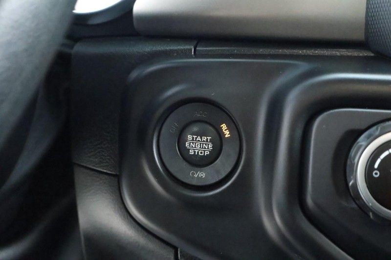 Jeep Wrangler Vehicle Full-screen Gallery Image 28