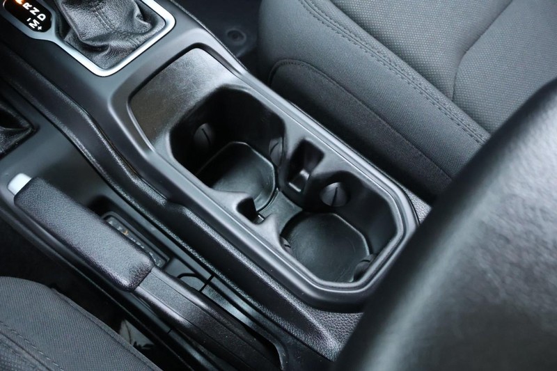 Jeep Wrangler Vehicle Full-screen Gallery Image 36