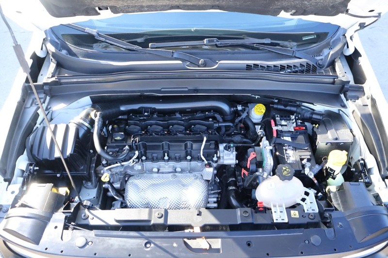 Jeep Renegade Vehicle Full-screen Gallery Image 13