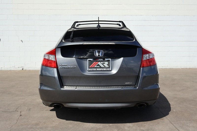 Honda Accord Crosstour Vehicle Full-screen Gallery Image 06