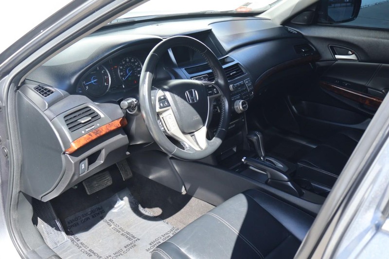 Honda Accord Crosstour Vehicle Full-screen Gallery Image 19