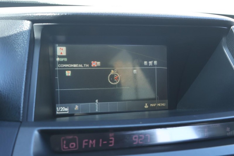 Honda Accord Crosstour Vehicle Full-screen Gallery Image 34