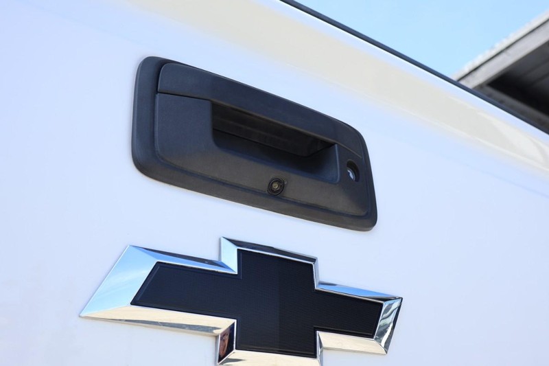 Chevrolet Silverado 1500 Vehicle Full-screen Gallery Image 08