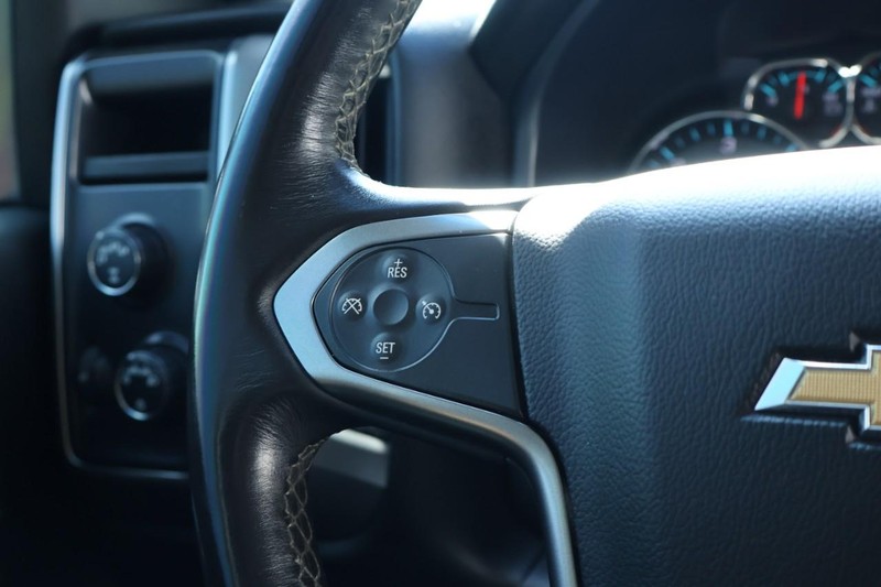 Chevrolet Silverado 1500 Vehicle Full-screen Gallery Image 29