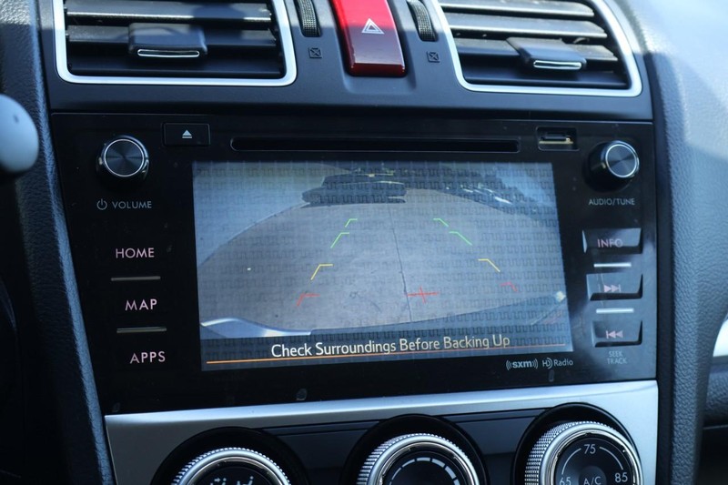 Subaru XV Crosstrek Vehicle Full-screen Gallery Image 32