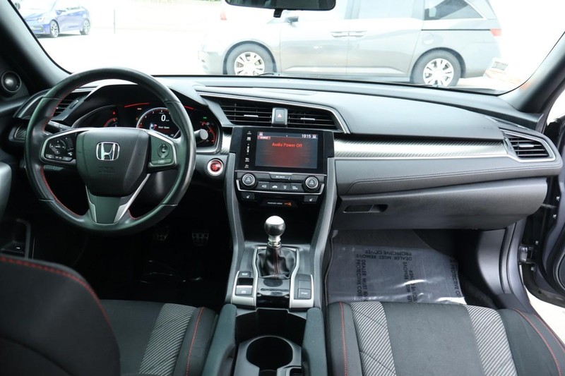 Honda Civic Si Coupe Vehicle Full-screen Gallery Image 25