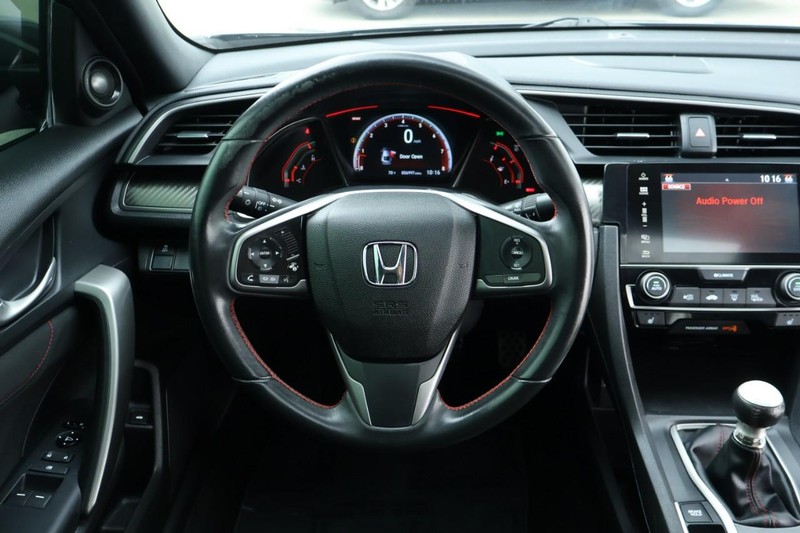 Honda Civic Si Coupe Vehicle Full-screen Gallery Image 28