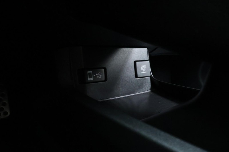 Honda Civic Si Coupe Vehicle Full-screen Gallery Image 38