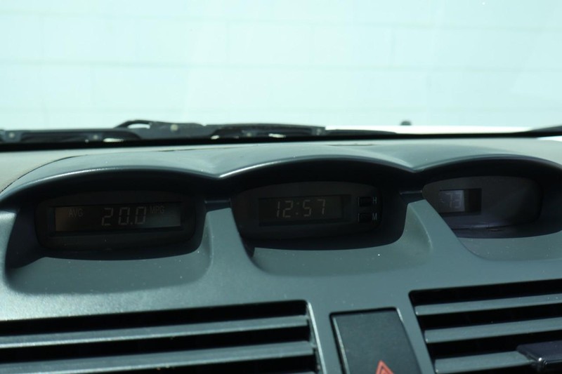 Toyota Camry Solara Vehicle Full-screen Gallery Image 30