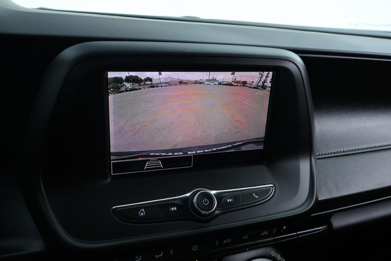 Chevrolet Camaro Vehicle Full-screen Gallery Image 38