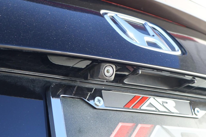 Honda Civic Coupe Vehicle Full-screen Gallery Image 08