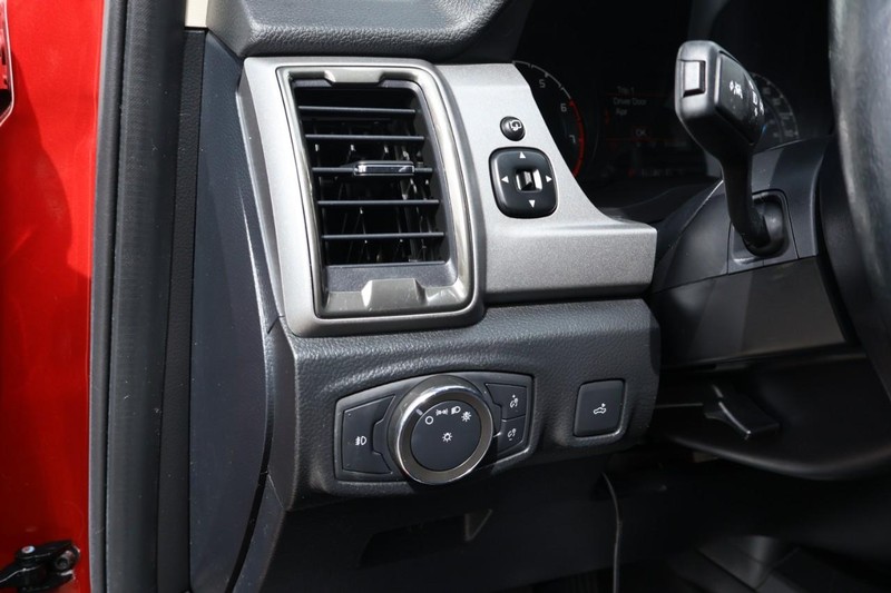 Ford Ranger Vehicle Full-screen Gallery Image 20