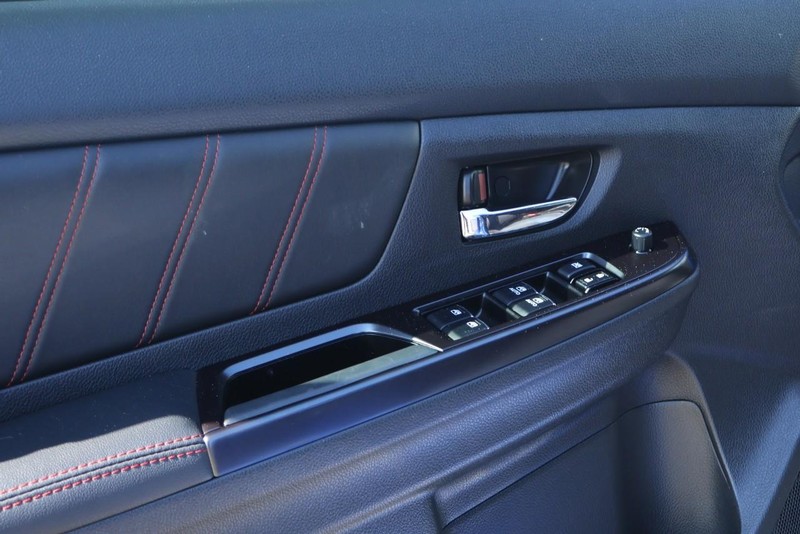 Subaru WRX Vehicle Full-screen Gallery Image 16