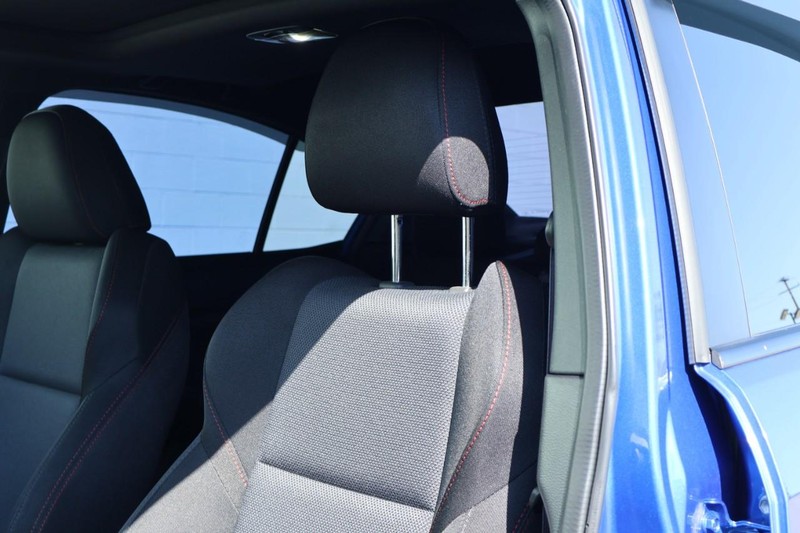 Subaru WRX Vehicle Full-screen Gallery Image 20