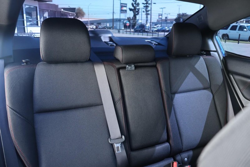 Subaru WRX Vehicle Full-screen Gallery Image 23