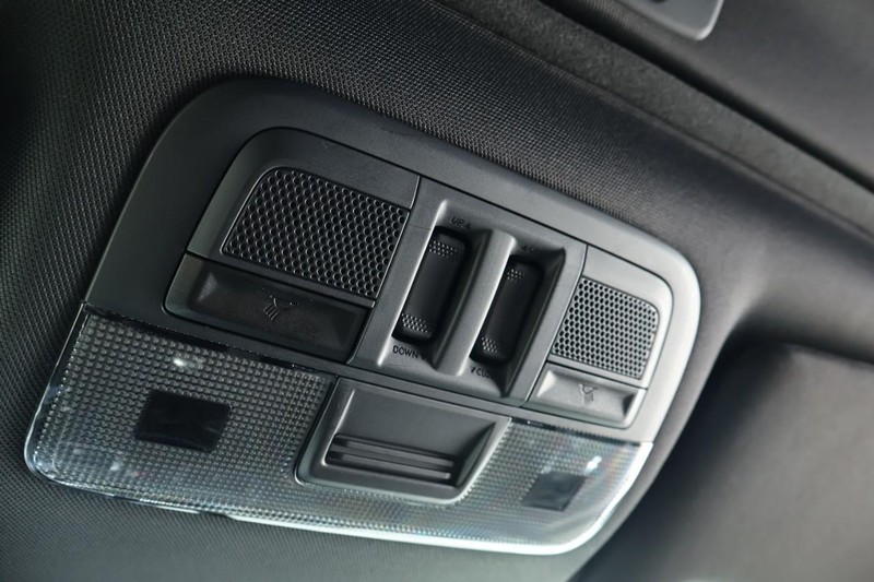 Subaru WRX Vehicle Full-screen Gallery Image 37