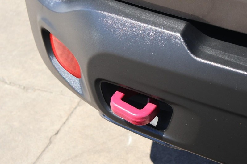 Jeep Renegade Vehicle Full-screen Gallery Image 12