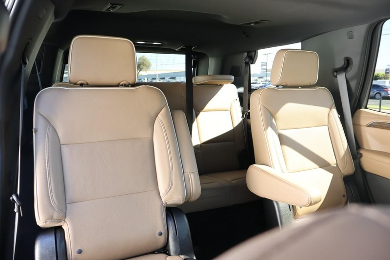 Chevrolet Tahoe Vehicle Full-screen Gallery Image 28