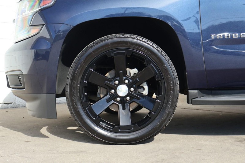 Chevrolet Tahoe Vehicle Full-screen Gallery Image 15