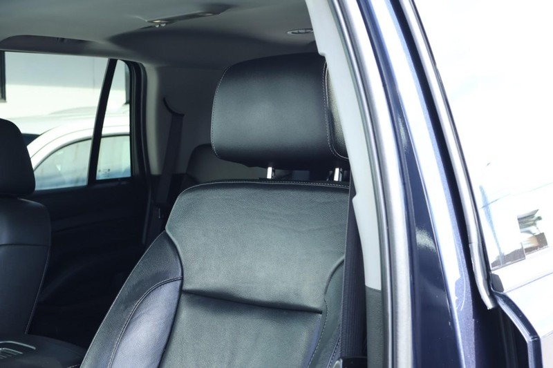 Chevrolet Tahoe Vehicle Full-screen Gallery Image 24