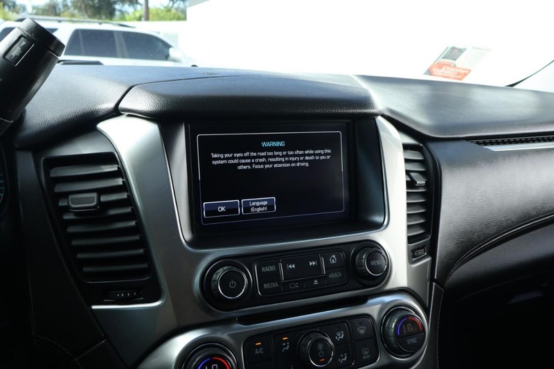 Chevrolet Tahoe Vehicle Full-screen Gallery Image 37