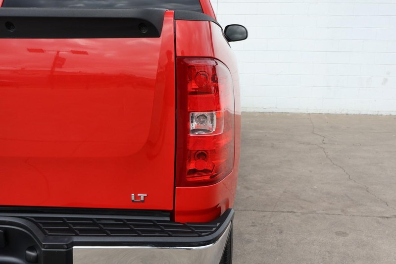 Chevrolet Silverado 1500 Vehicle Full-screen Gallery Image 07