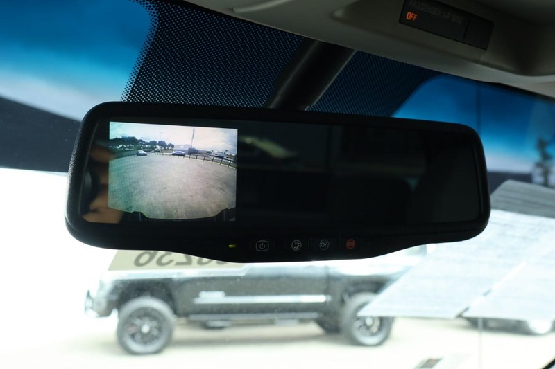 Chevrolet Silverado 1500 Vehicle Full-screen Gallery Image 37