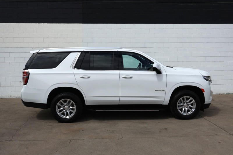 Chevrolet Tahoe Vehicle Full-screen Gallery Image 04